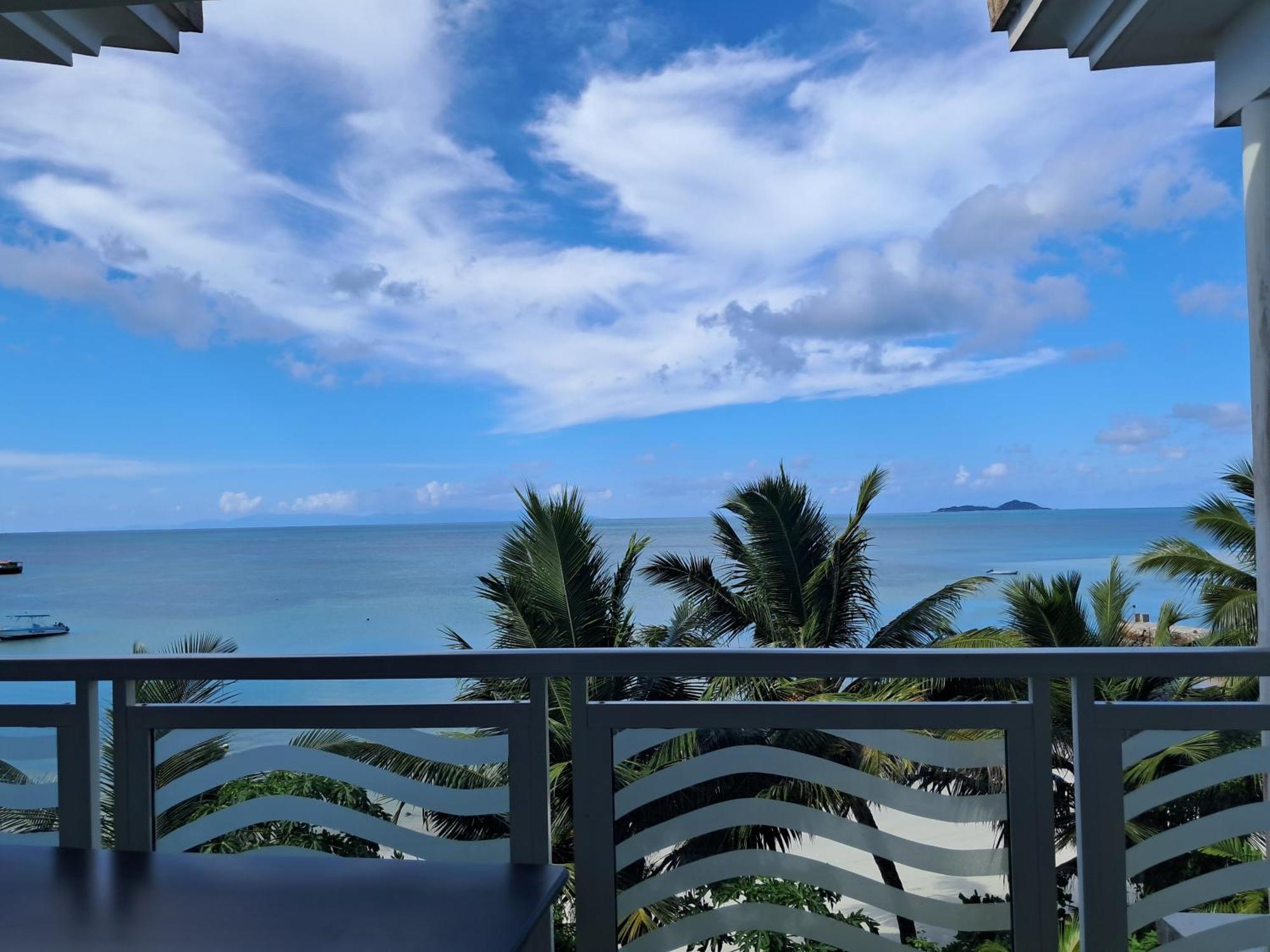 Diamond Plaza Hotell Grand Anse  Exteriör bild